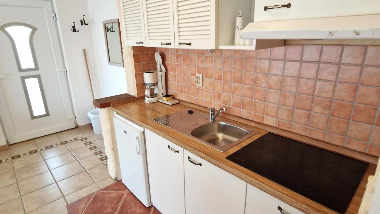 Apartment Damijan Крк Екстер'єр фото