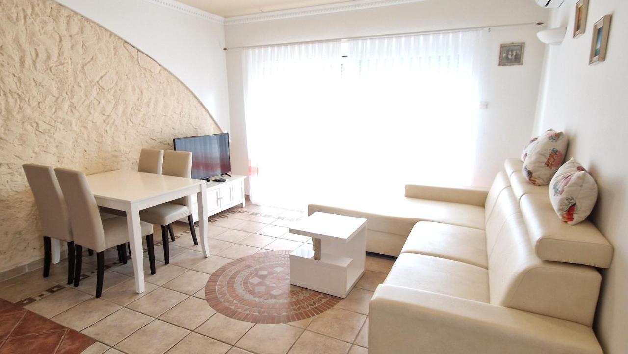 Apartment Damijan Крк Екстер'єр фото