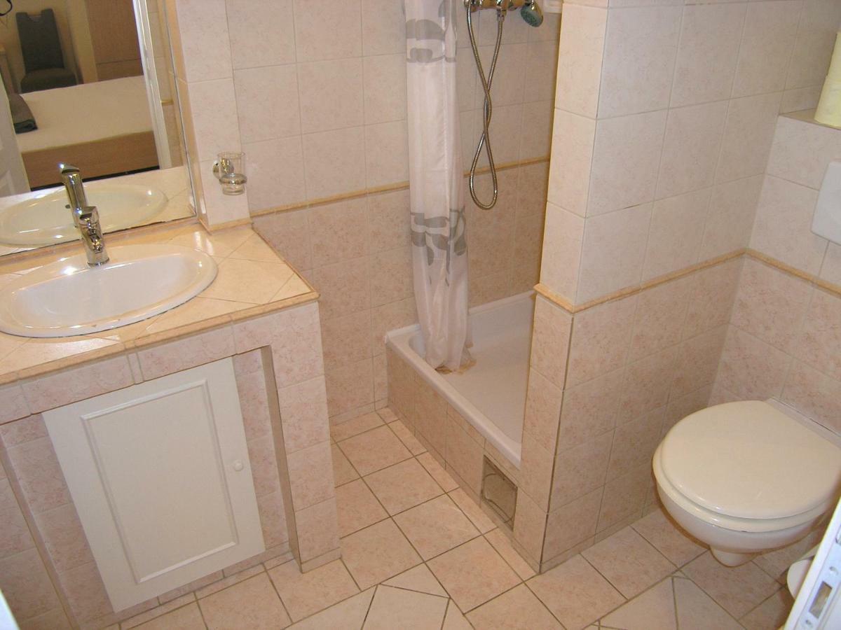 Apartment Damijan Крк Екстер'єр фото