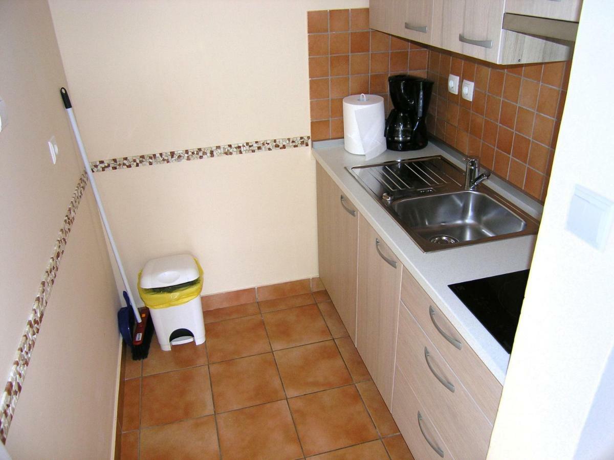 Apartment Damijan Крк Екстер'єр фото