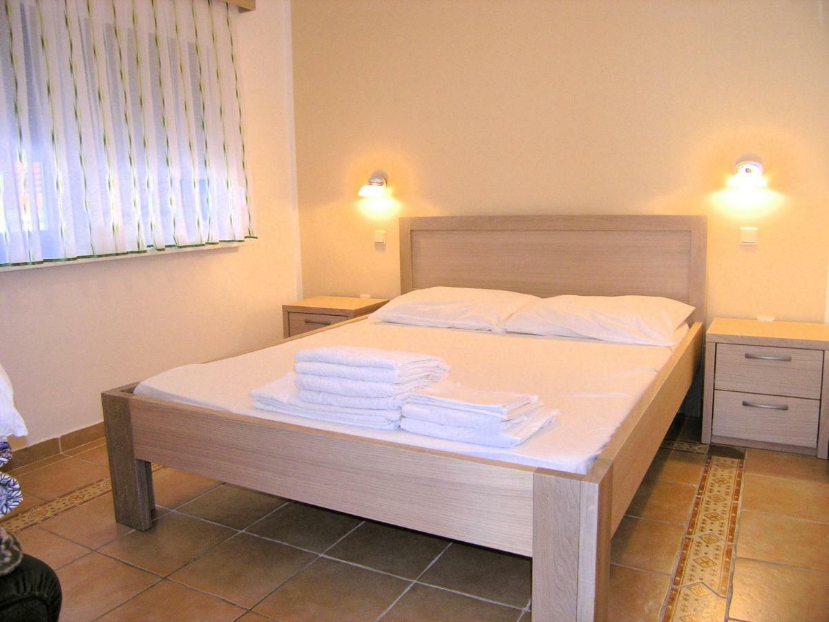 Apartment Damijan Крк Екстер'єр фото
